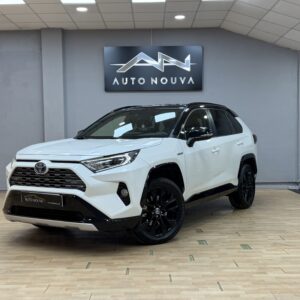 TOYOTA RAV4 2.5 220H STYLE